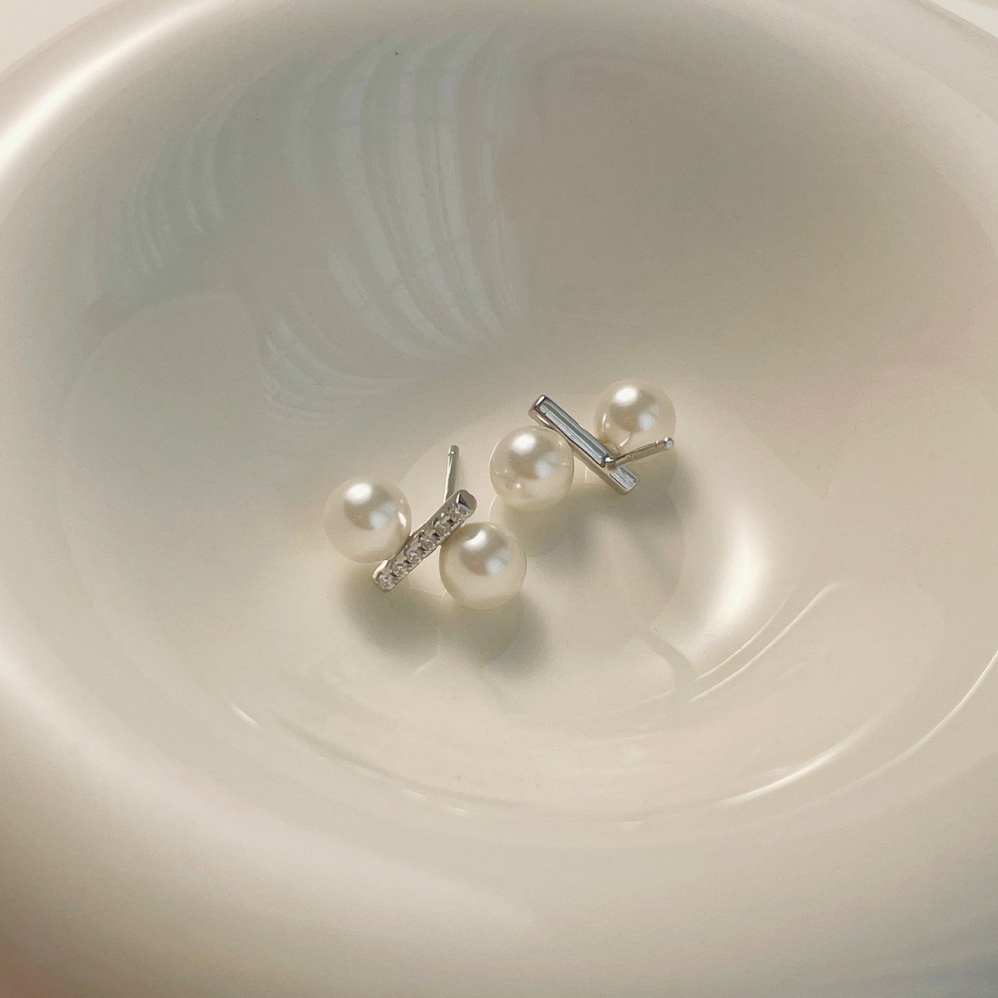 Glimmer Axis Earrings