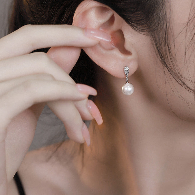 Elegance Pearl Drop Earrings